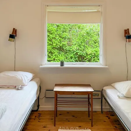 Vakantiehuis 4 Bedroom Awesome In *